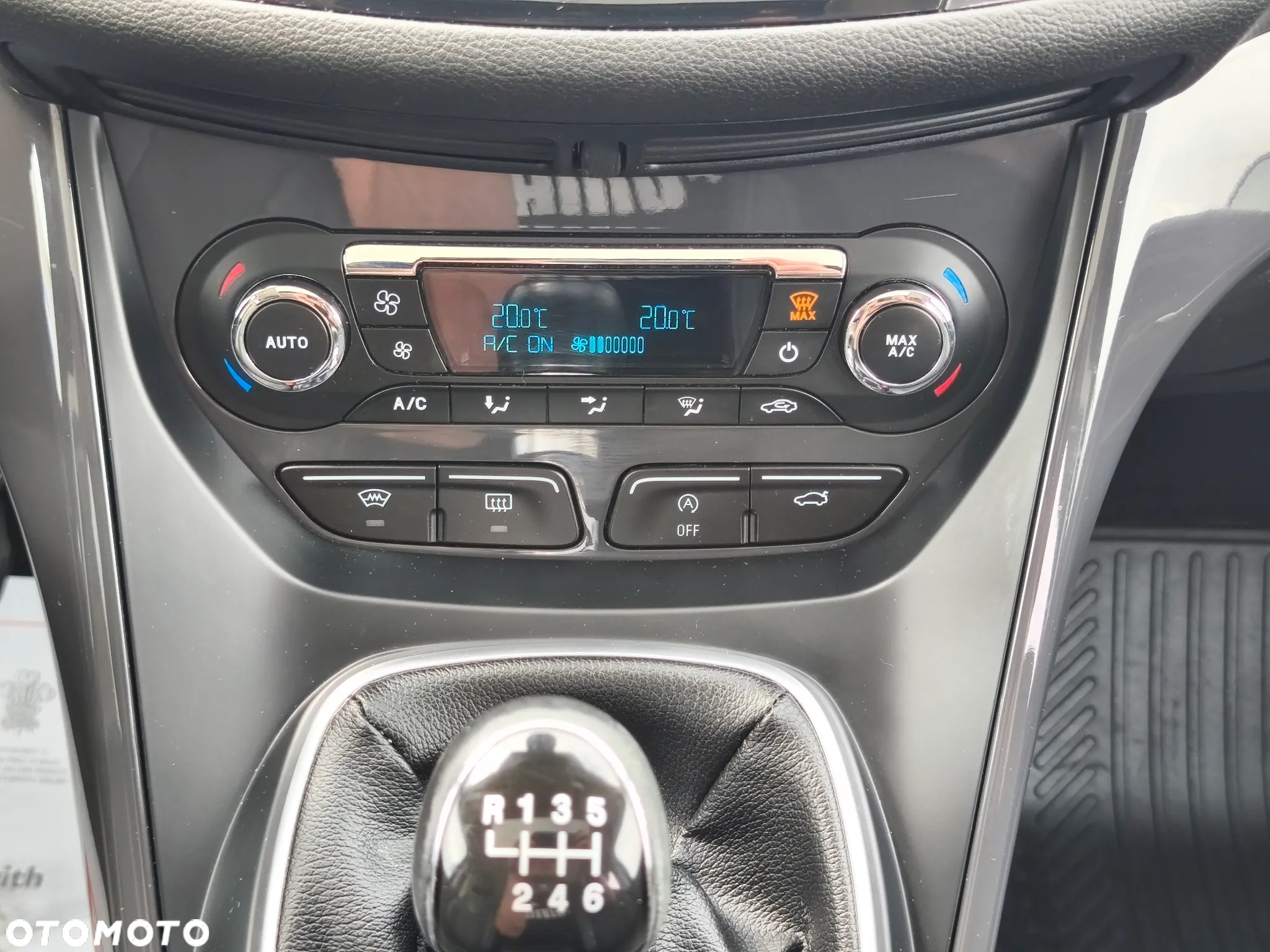 Ford Kuga 2.0 TDCi 4WD Titanium - 23