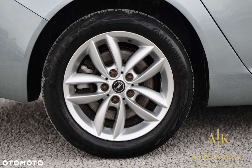 Opel Insignia - 7
