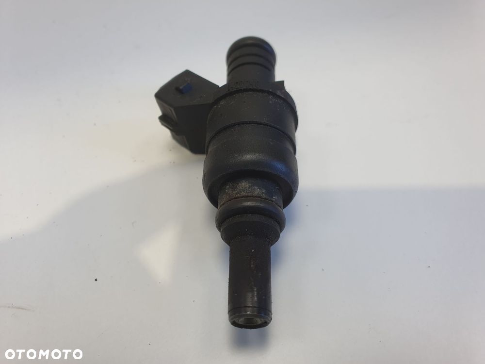WTRYSKIWACZ BMW E46 2.5 i _ PALIWA Wtrysk 1427240 - 1