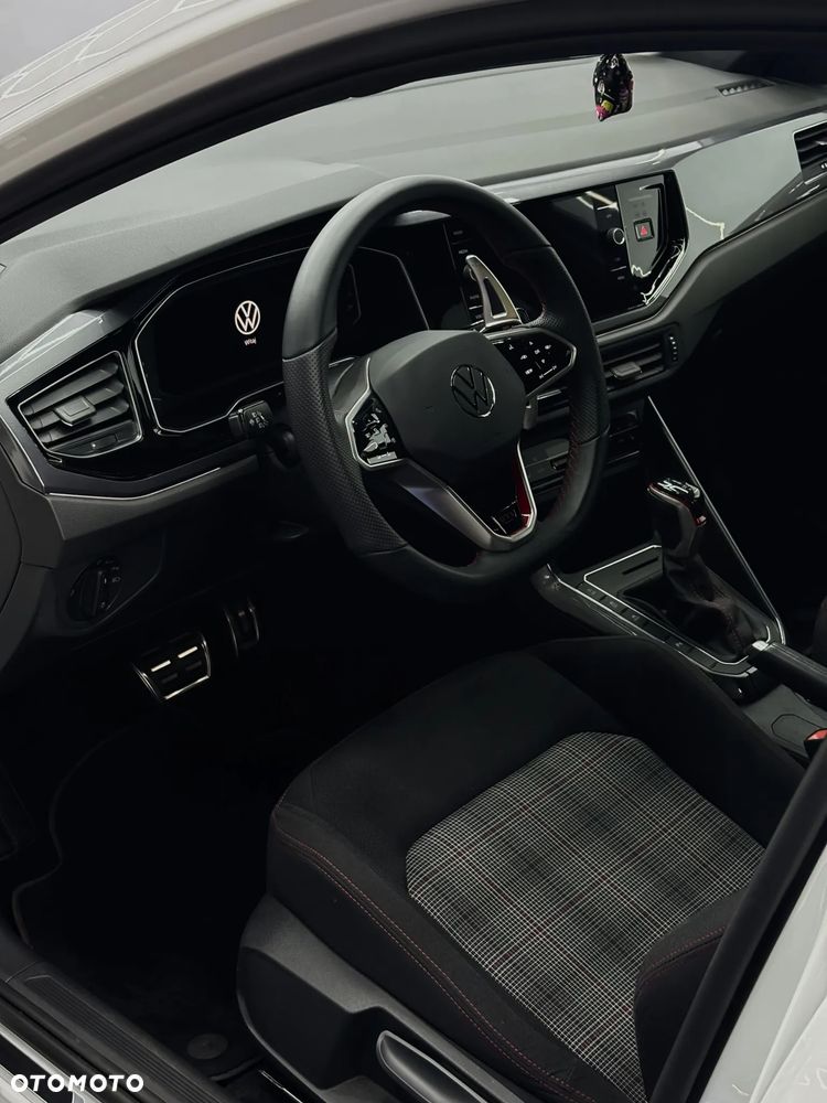Volkswagen Polo 2.0 TSI GTI DSG - 18