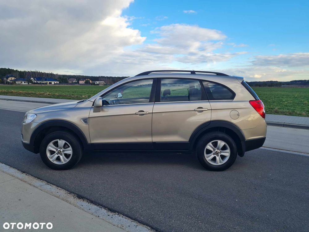 Chevrolet Captiva 2.0 d Medium 2WD - 7