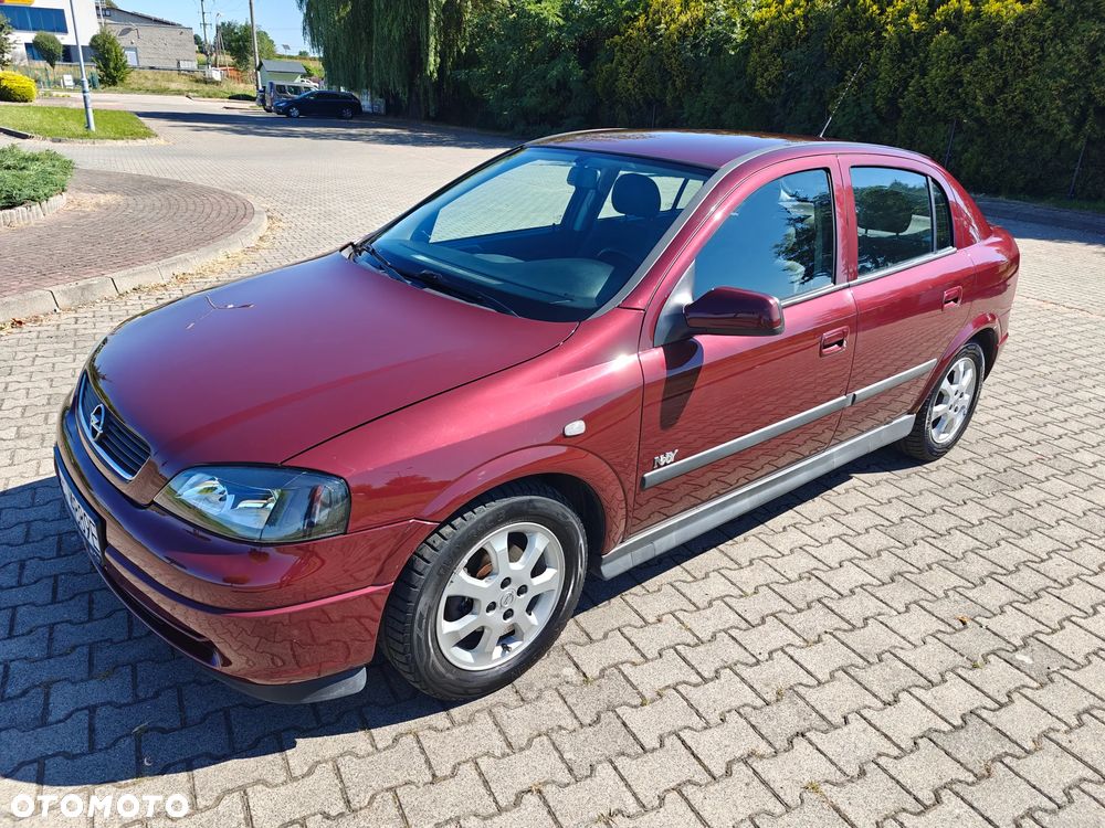 Opel Astra - 2