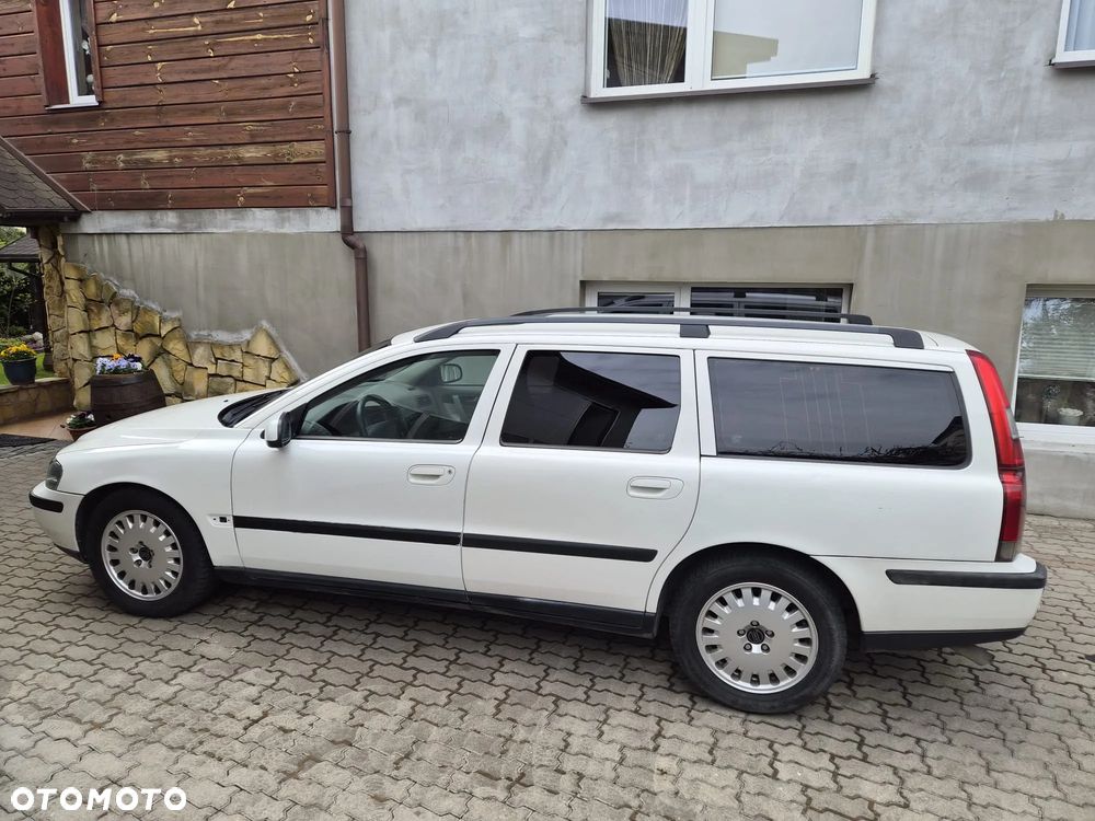 Volvo V70 2.4 D5 AWD - 5