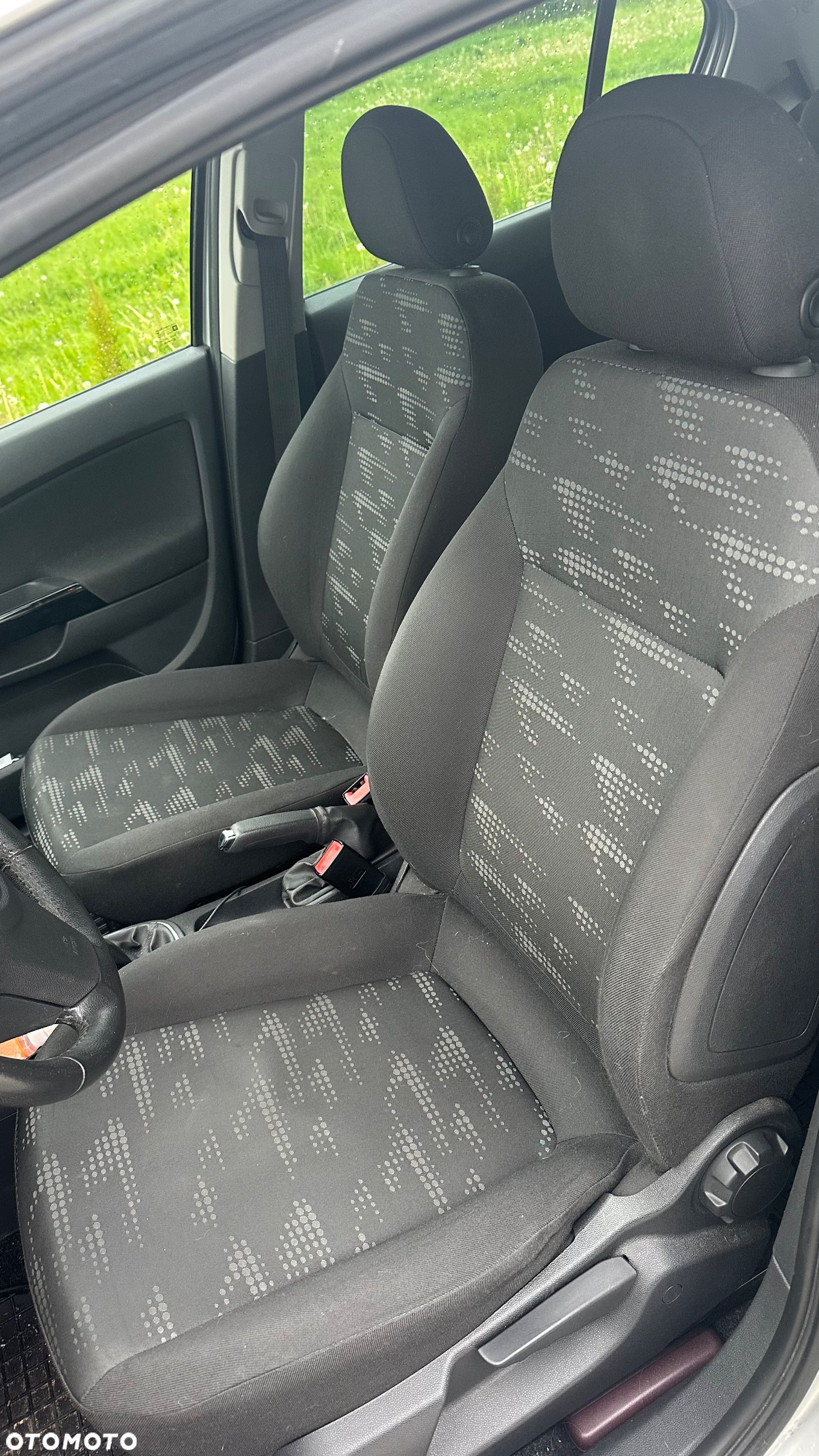 Opel Corsa 1.4 16V Cosmo - 10