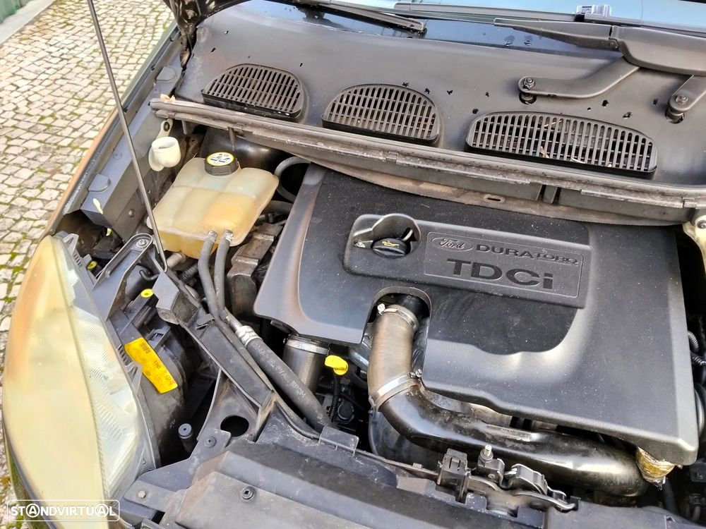 Ford Focus C-Max 1.6 TDCi Ghia - 8