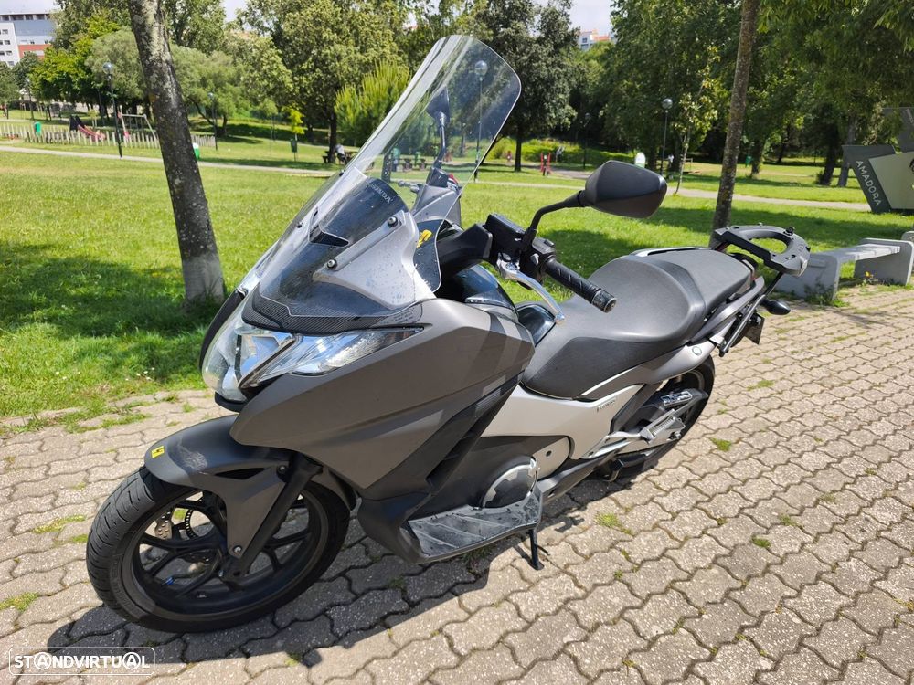 Honda Integra 750 - 6
