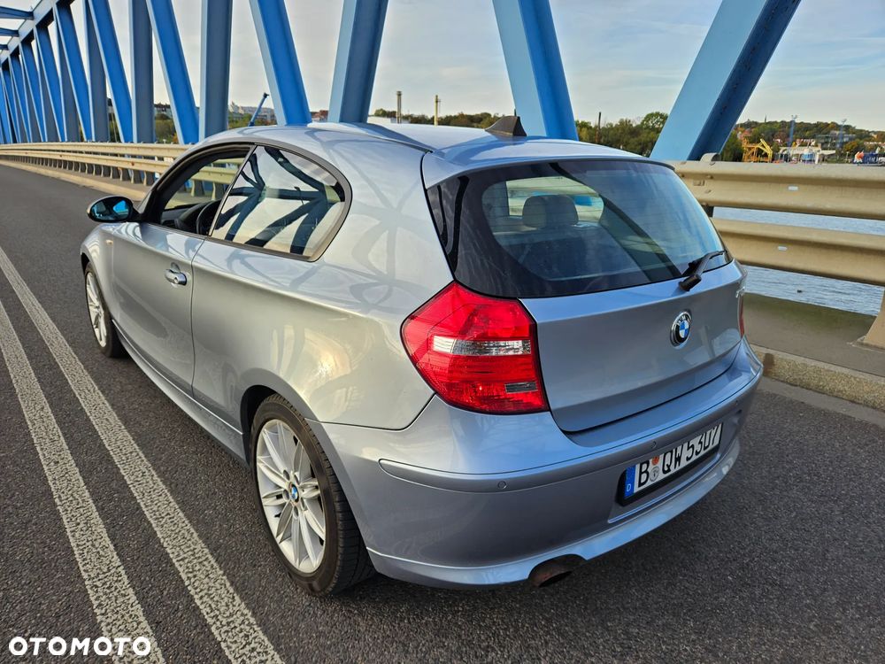 BMW Seria 1 116i - 4