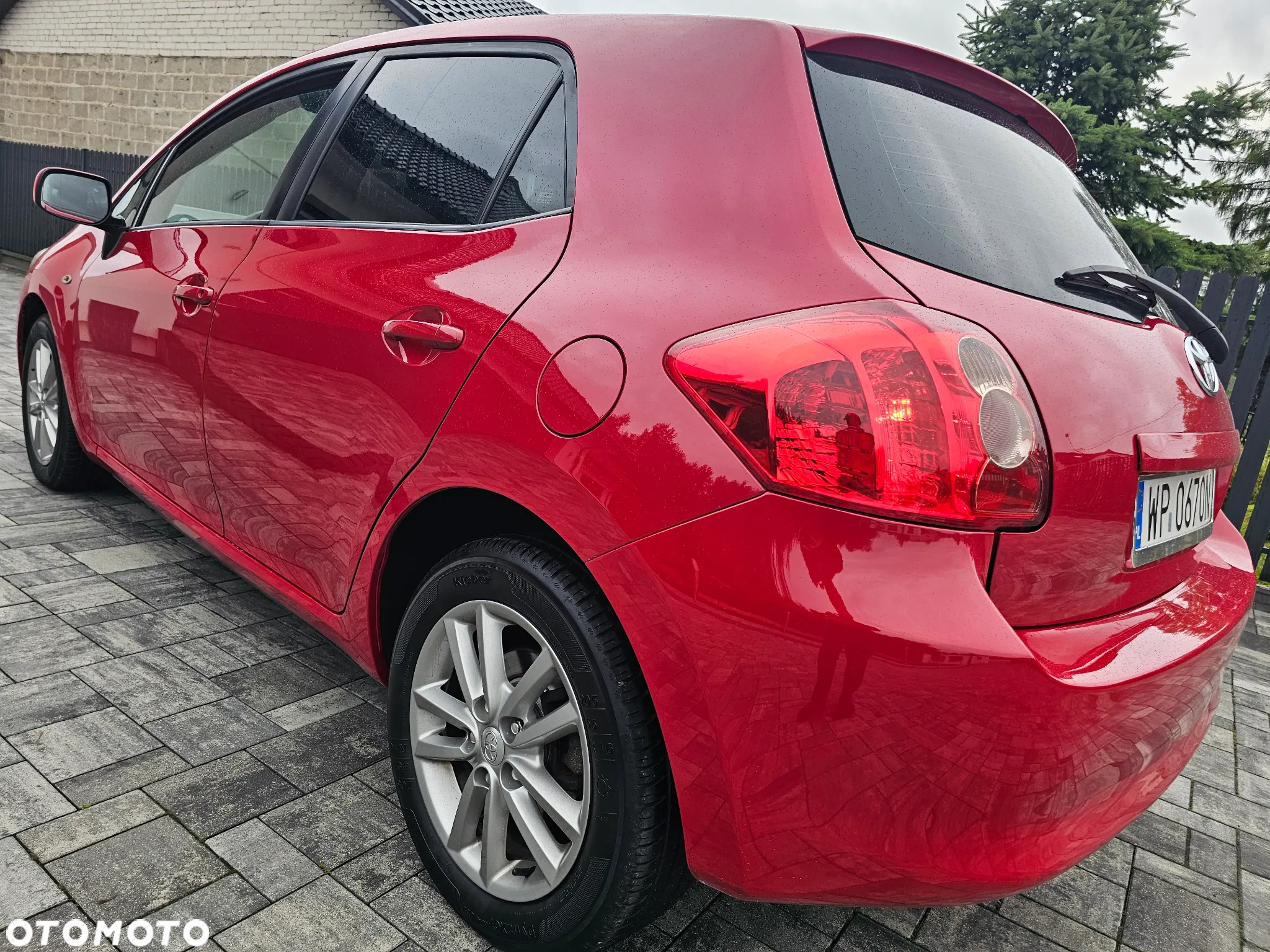 Toyota Auris 1.6 Luna - 2