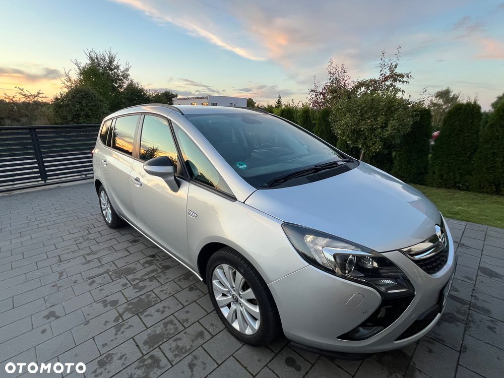 Opel Zafira - 2