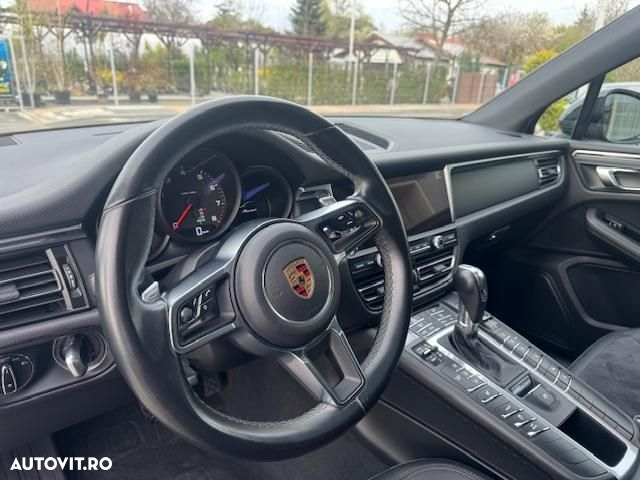 Porsche Macan - 15