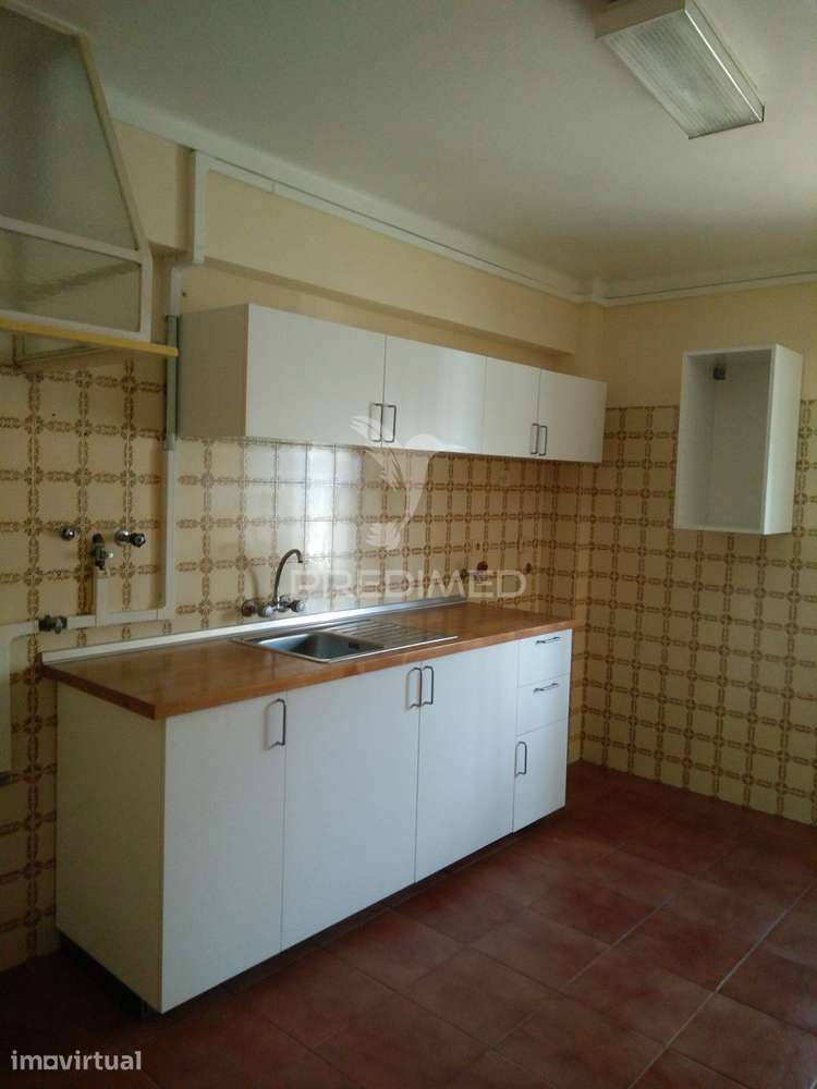 Apartamento T1 no Carregado - Grande imagem: 2/17