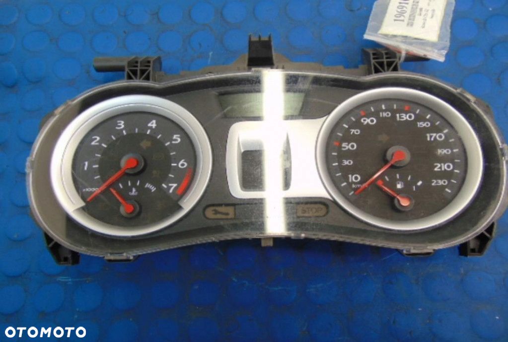 RENAULT CLIO III 1.2 16V LICZNIK 8200715181 - 1