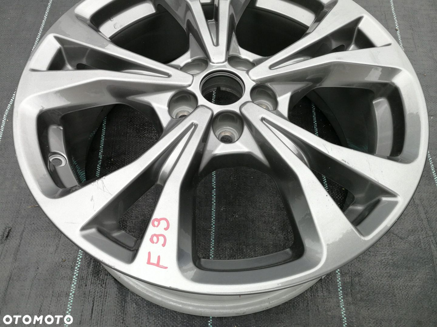 FORD KUGA 3 III MK3 ST LINE FELGA LV4C-N2B 7.5JX18 ET50 - 2