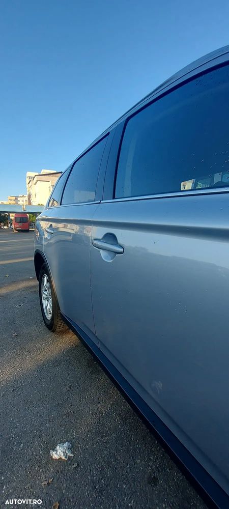 Mitsubishi Outlander - 29