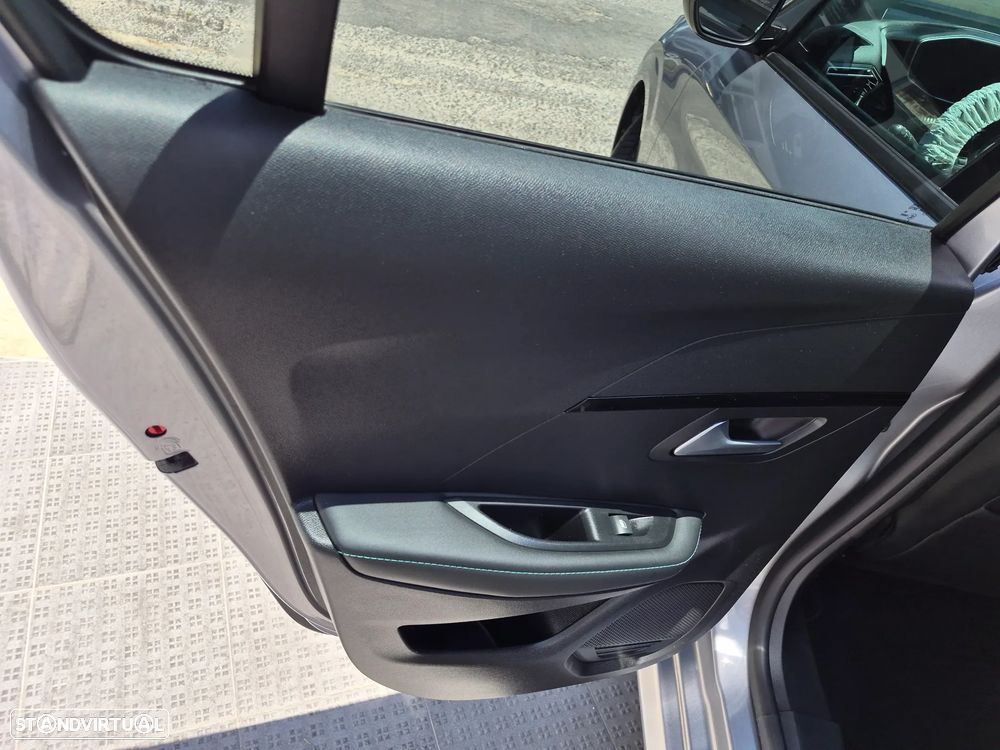 Peugeot 208 1.2 PureTech Allure - 13
