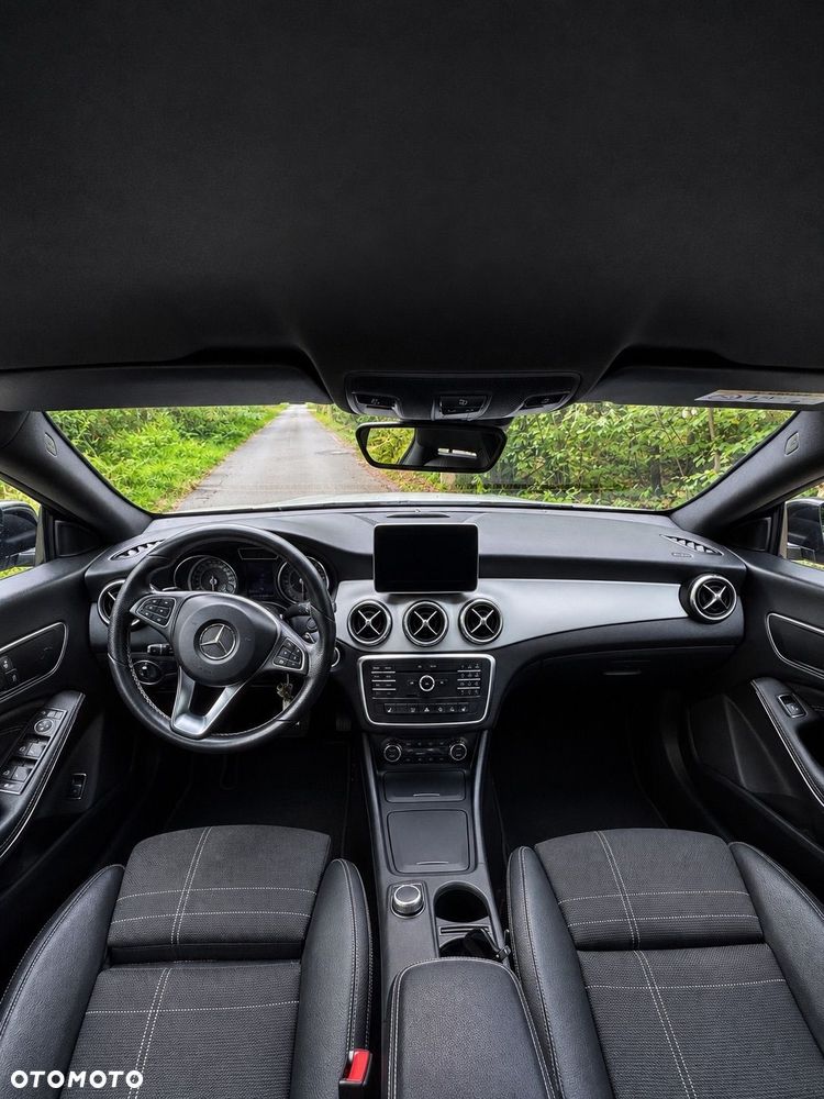Mercedes-Benz CLA 200 7G-DCT Peak Edition - 5