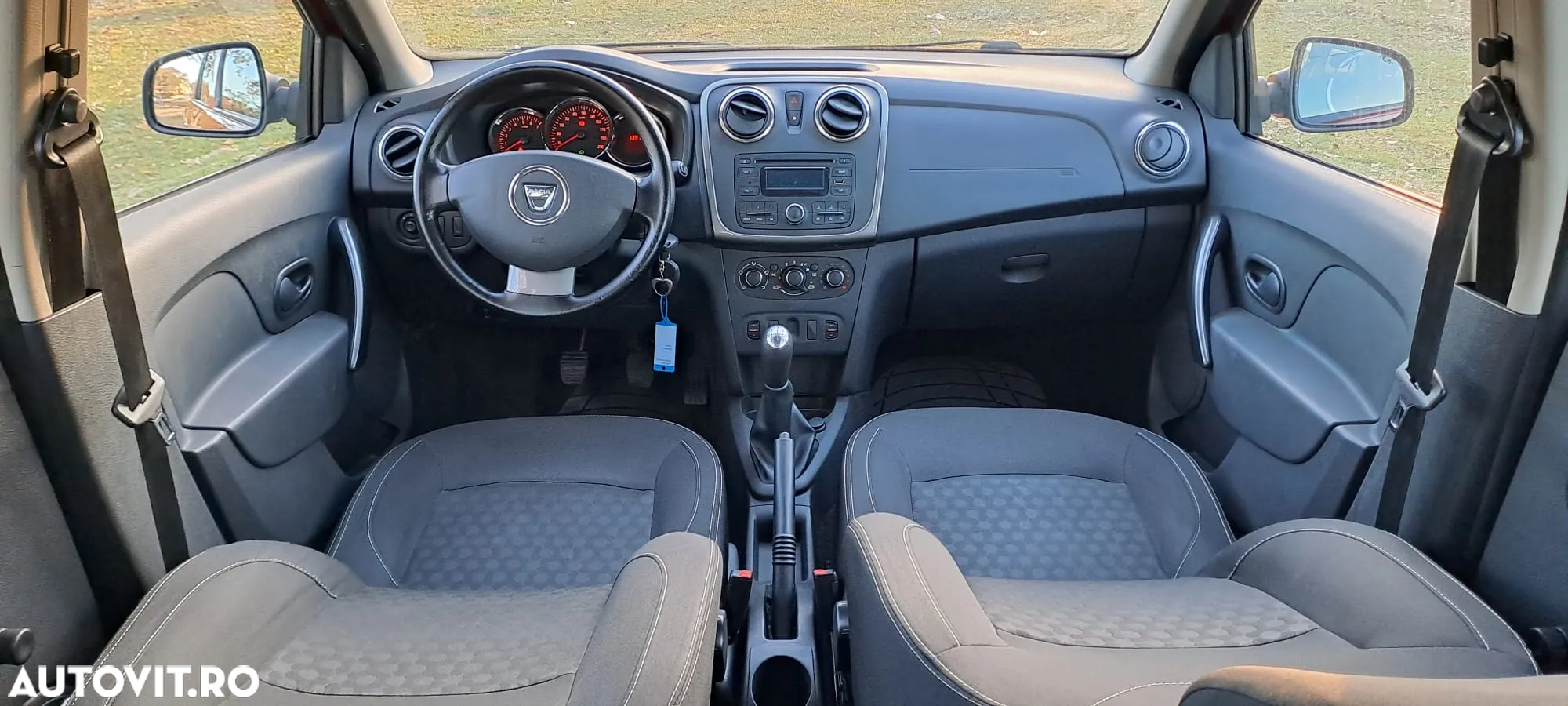 Dacia Logan - 8