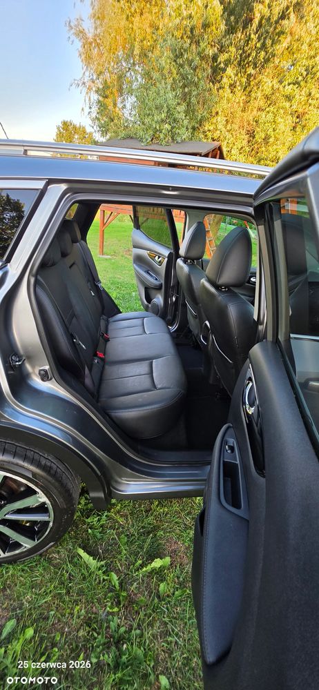 Nissan Qashqai 1.6 dCi Xtronic TEKNA+ - 17