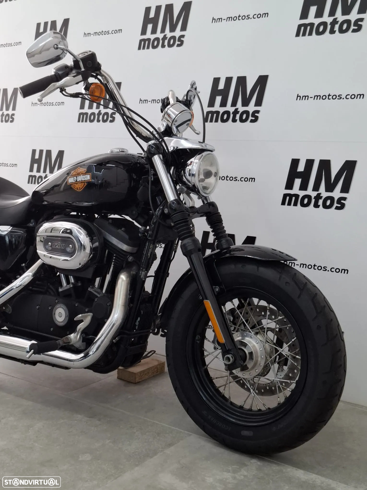 Harley-Davidson XL 1200 CUSTOM - 12