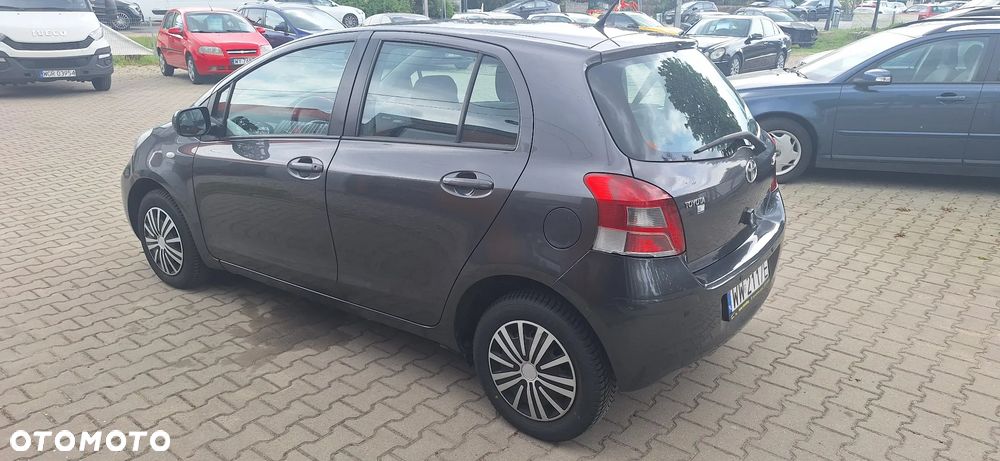 Toyota Yaris 1.0 Luna EU5 - 7