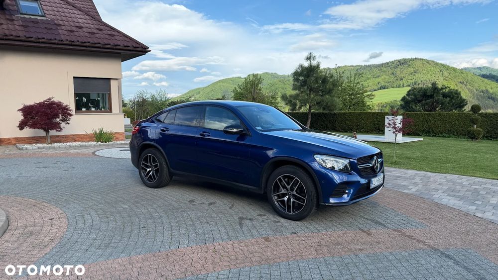 Mercedes-Benz GLC - 9