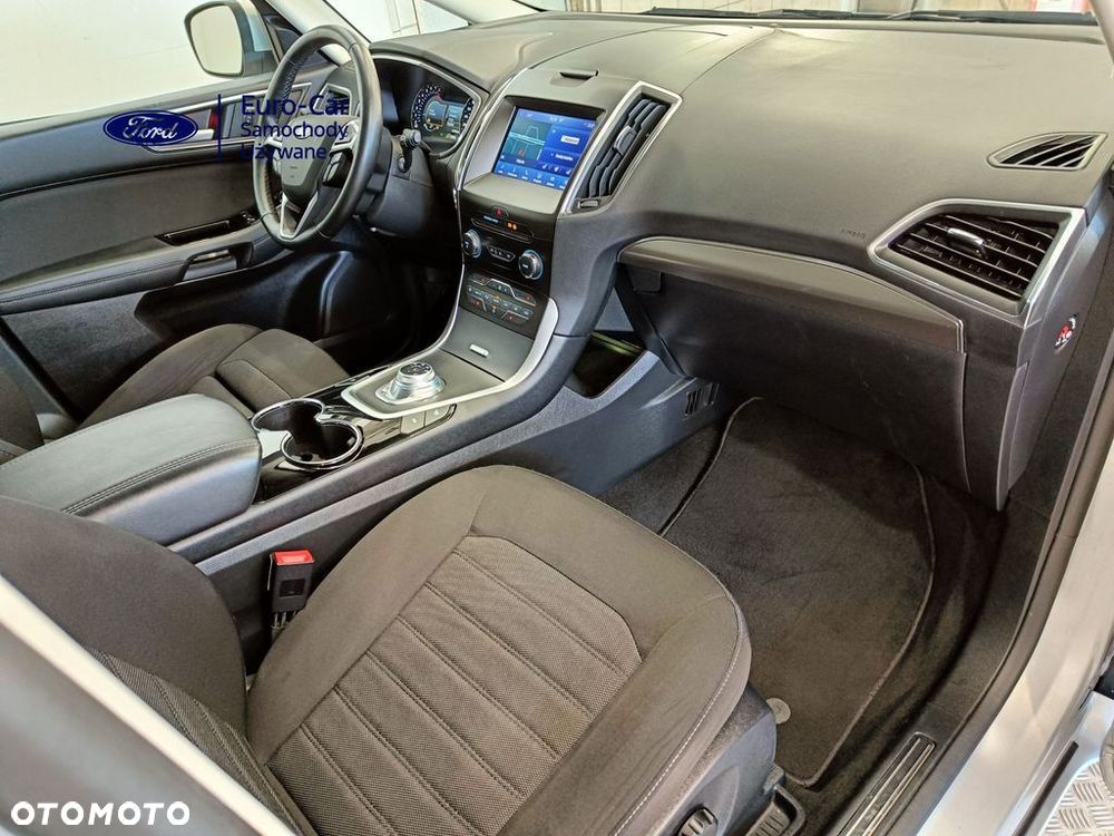 Ford S-Max 2.5 Duratec FHEV TITANIUM - 17