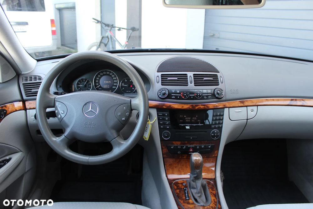 Mercedes-Benz Klasa E - 6