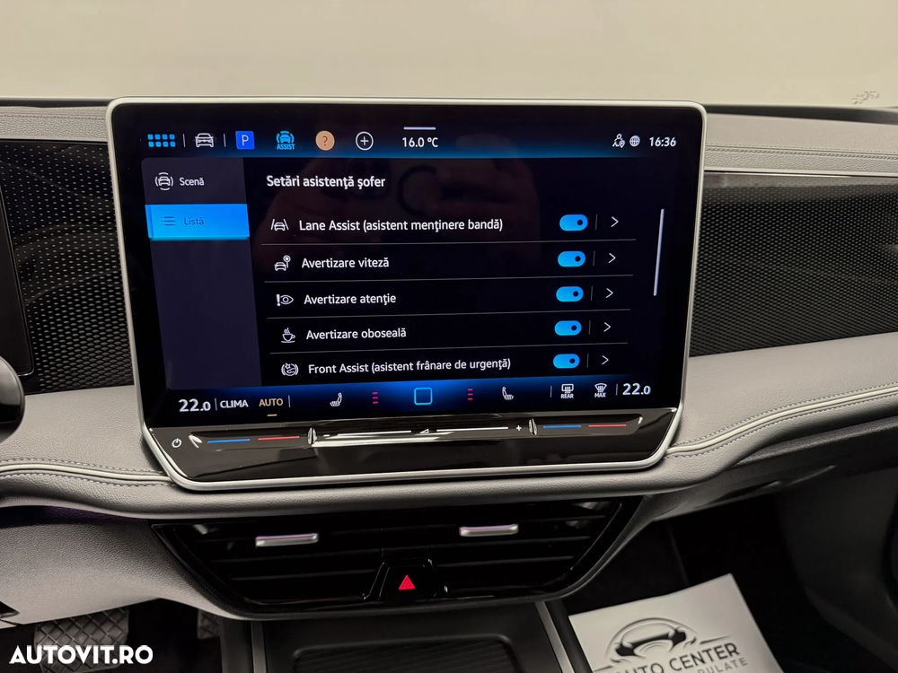 Volkswagen Passat 1.5 eTSI DSG MHEV Business - 33