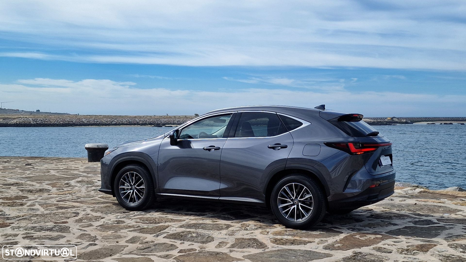 Lexus NX 450h+ Premium - 5
