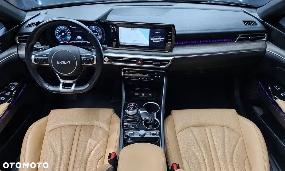 Kia K5 - 12