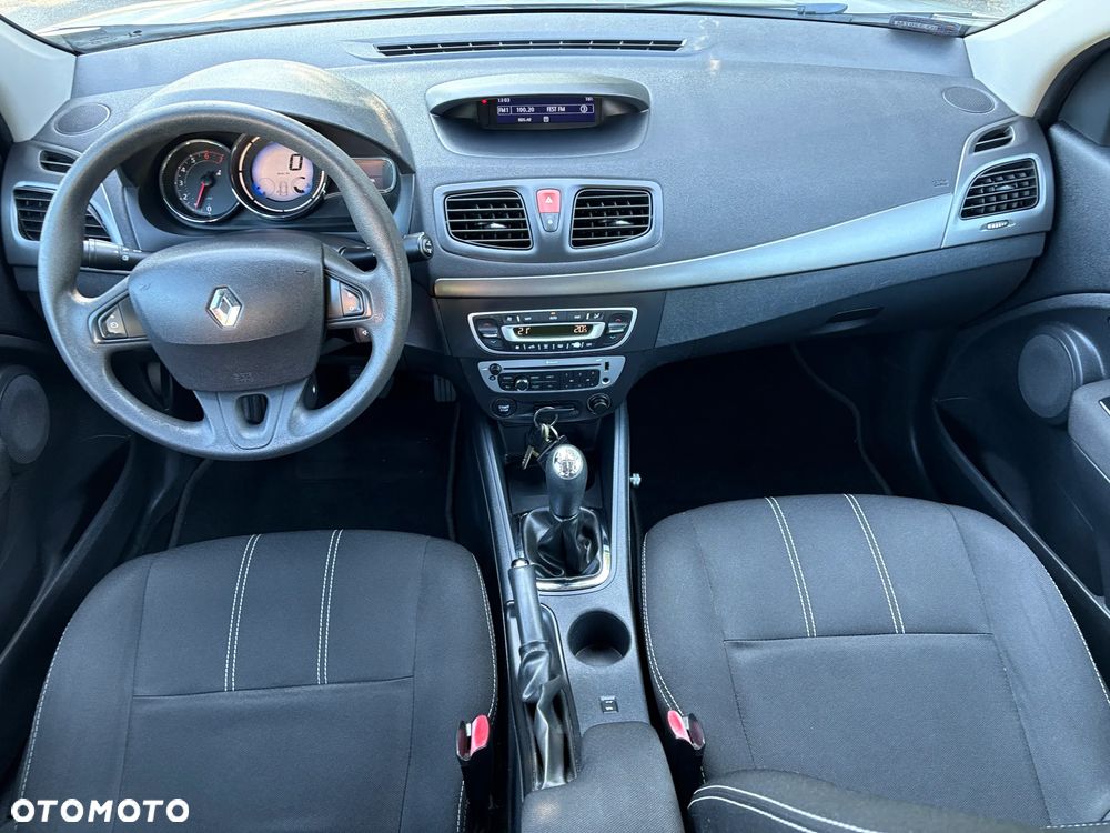 Renault Fluence 1.6 16V Zen - 10