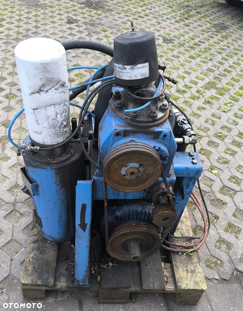 kompresor śrubowy - 1