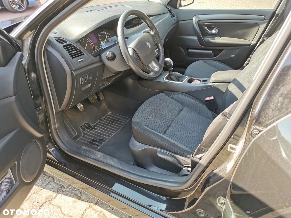 Renault Laguna - 8