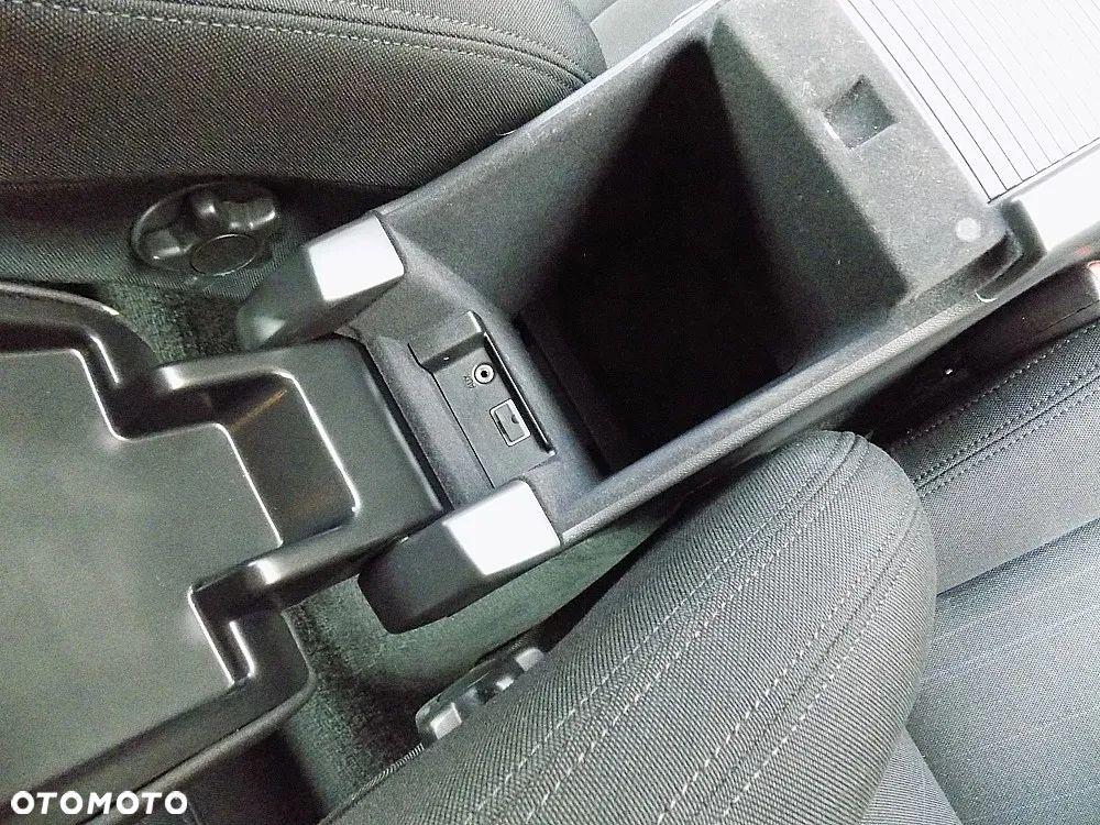 Volvo V60 D2 Kinetic - 17