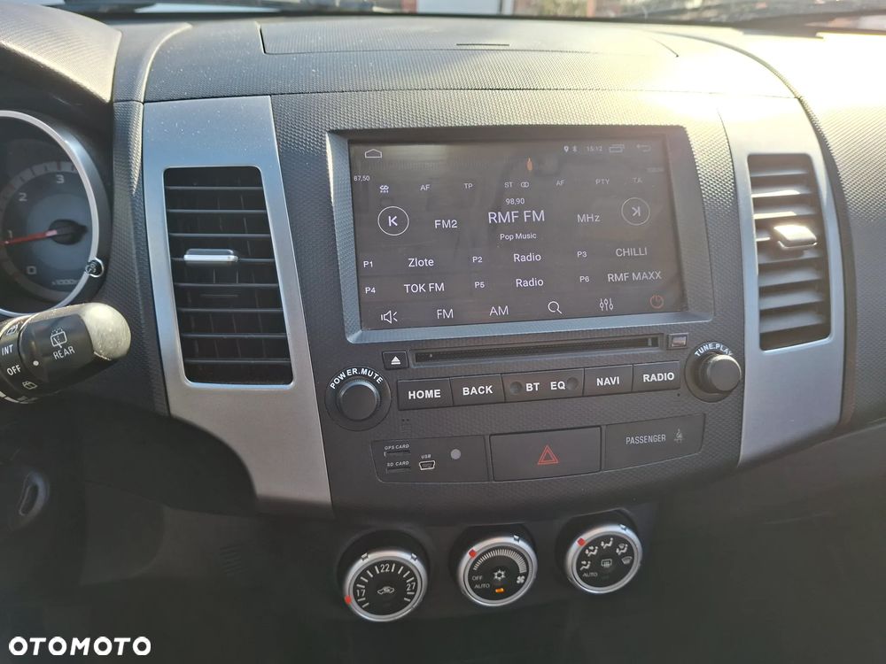 Mitsubishi Outlander 2.0 DI-D 4WD Intense - 15