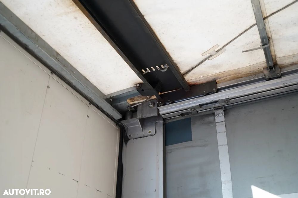 Fruehauf CITYLINER CORTINĂ / 1 AXĂ / DIRECȚIE / LUNGIME 11 M / CUREA CĂRUCIOR / PODEA REZISTENTĂ - 21