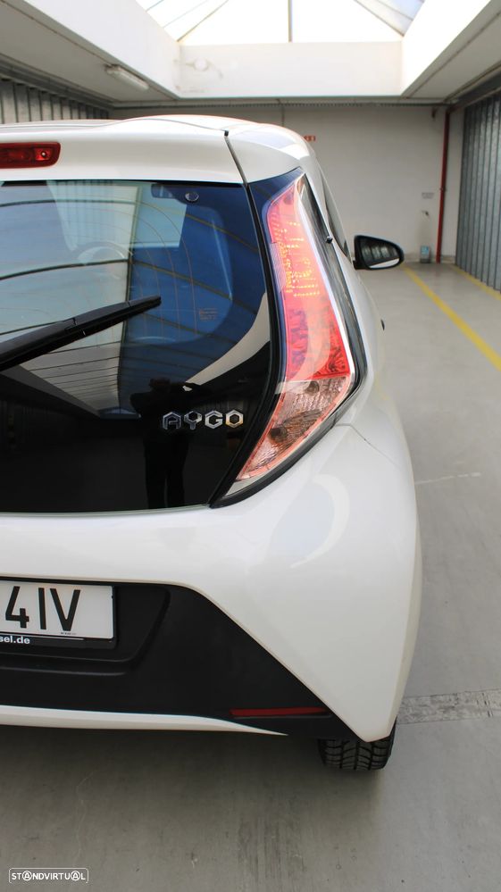 Toyota Aygo x-play - 35