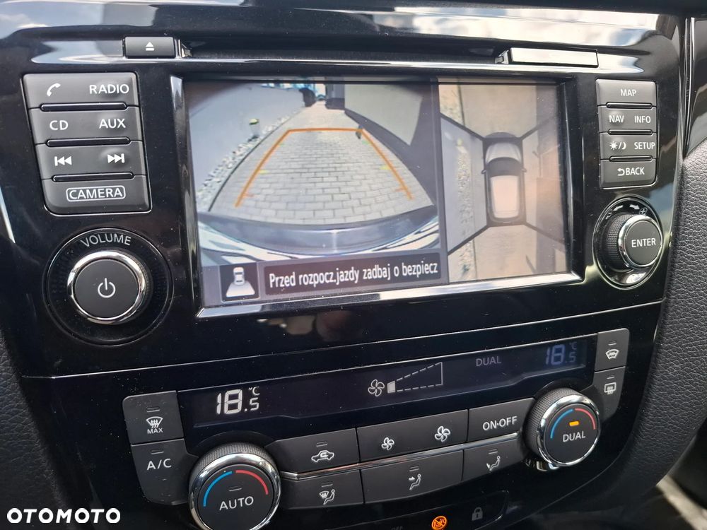 Nissan Qashqai 1.6 dCi Xtronic TEKNA+ - 27