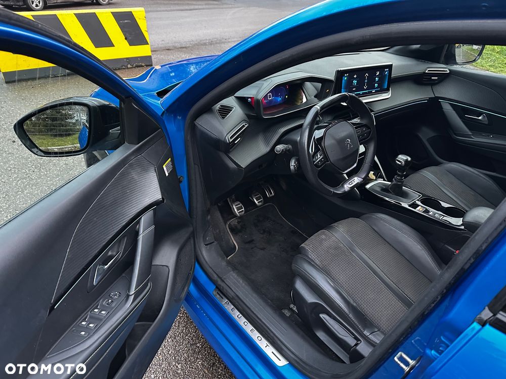 Peugeot 208 BlueHDi 100 GT - 11