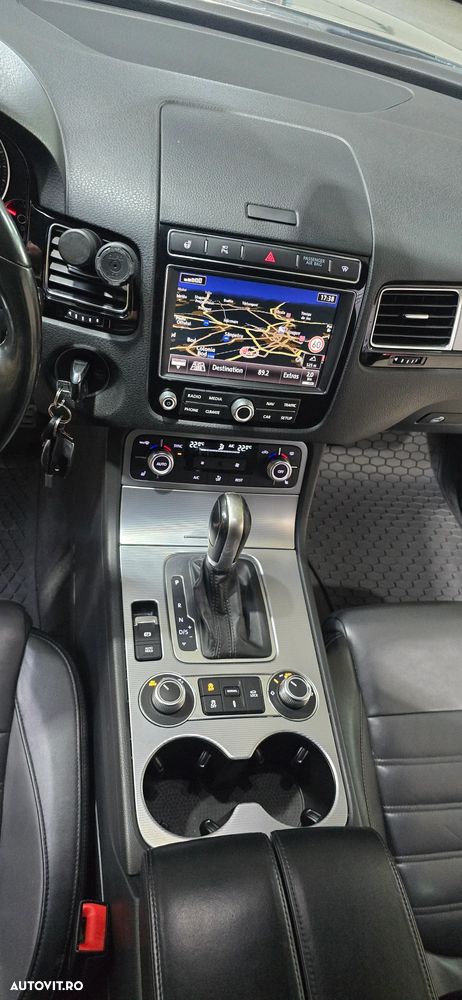 Volkswagen Touareg V6 TDI BMT Supreme Plus - 18