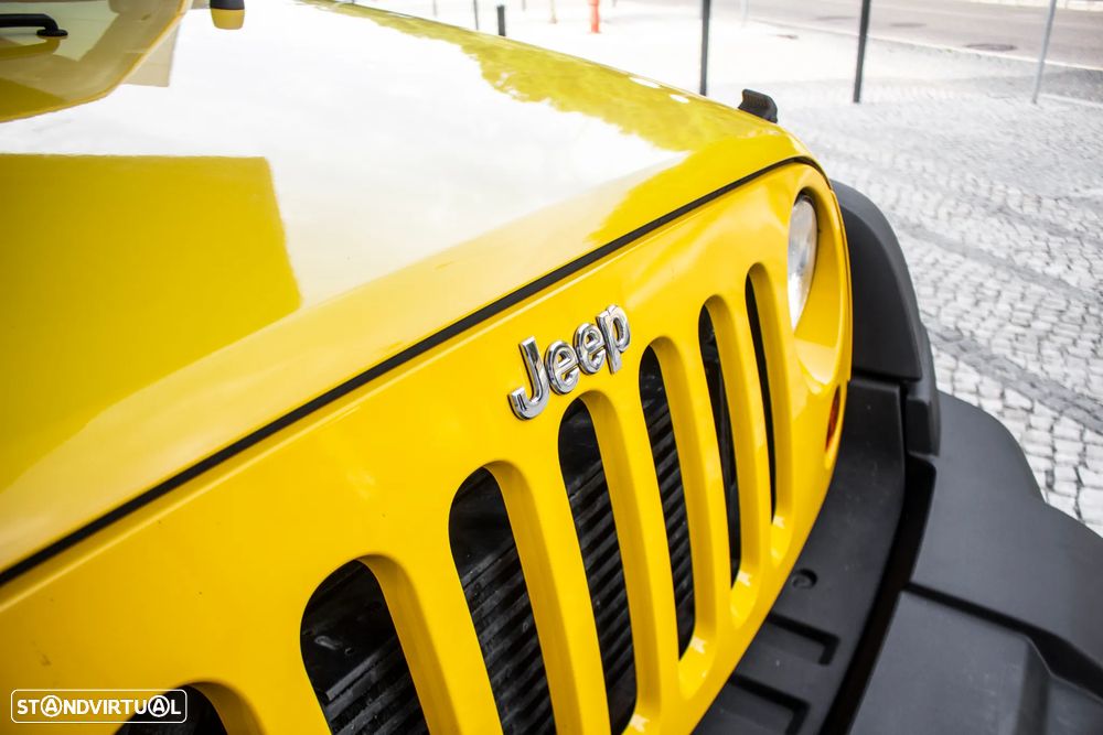 Jeep Wrangler 2.8 CRD ATX Sport - 6