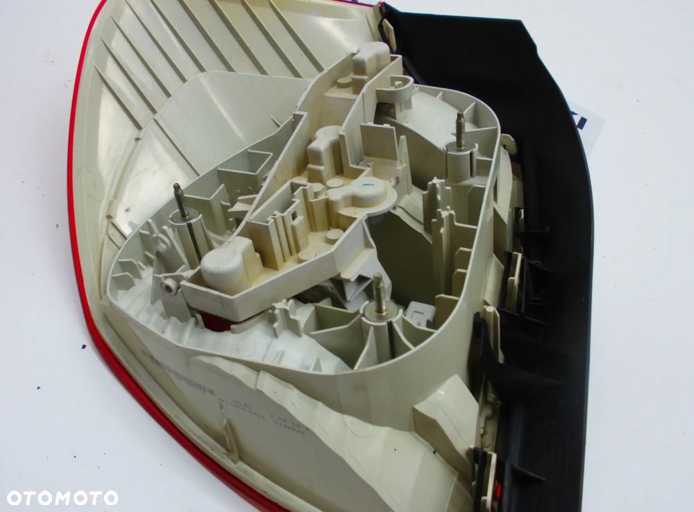 BMW Seria 1 E87 Lampa tył Lewa Prawa Strona EU - 4