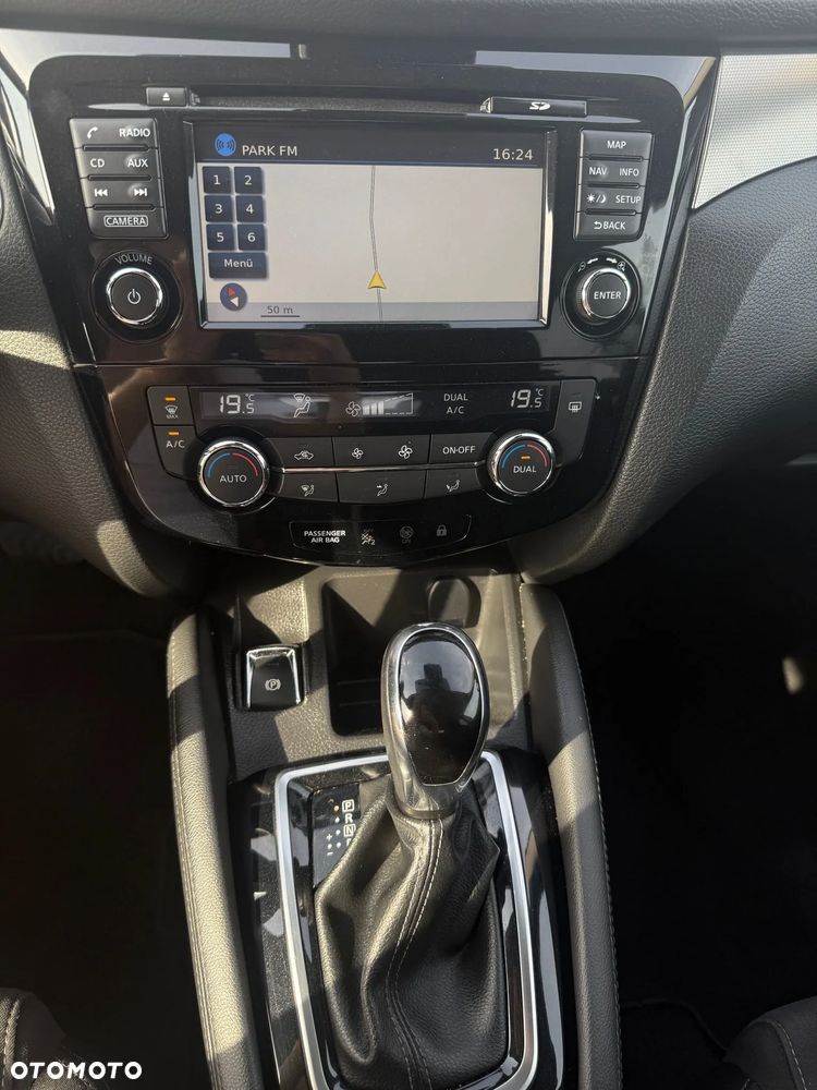 Nissan Qashqai 1.2 DIG-T N-Connecta Xtronic - 14