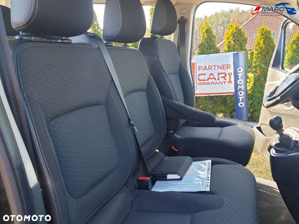 Renault TRAFIC LONG 6 OSÓB KLIMA NAVI HAK - 31