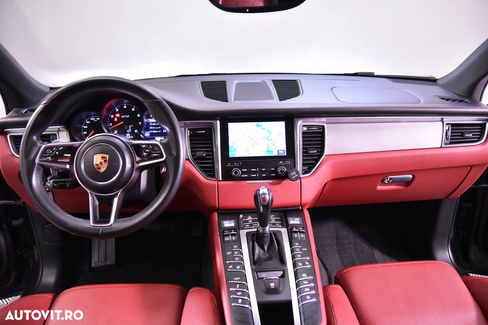 Porsche Macan - 9