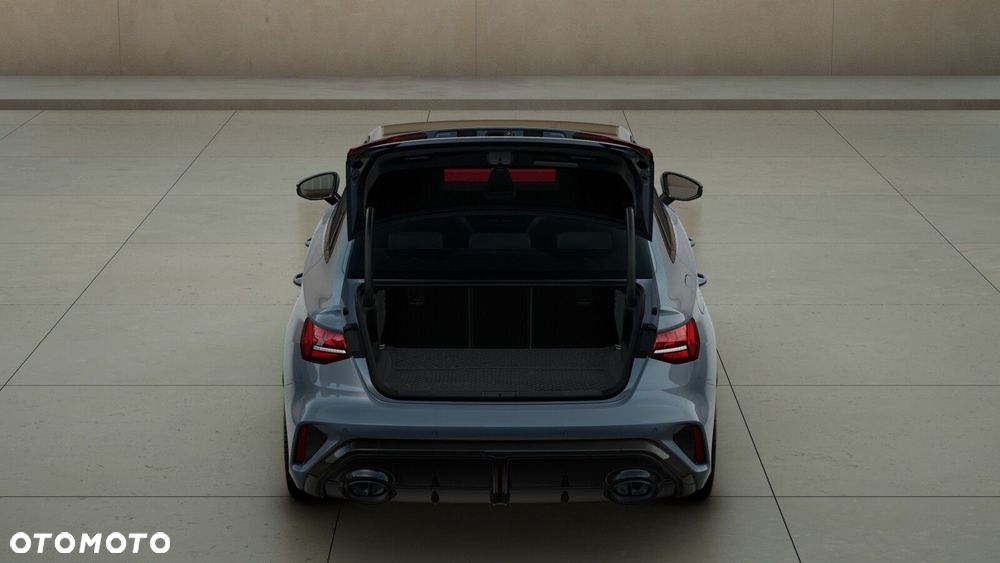 Audi RS3 Limousine - 6