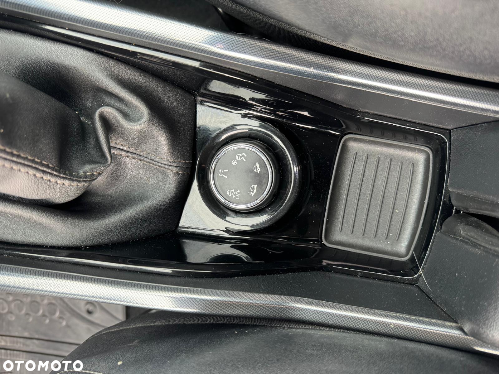 Peugeot 2008 e-HDi FAP 115 STOP & START Allure - 15