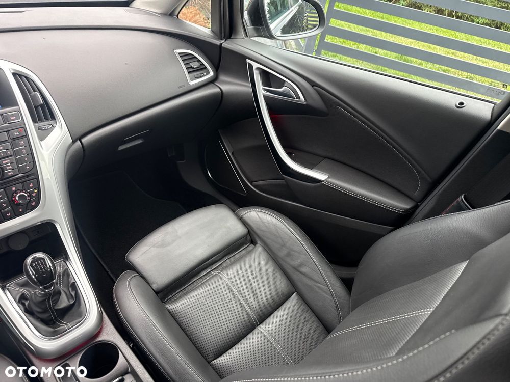 Opel Astra 1.6 Turbo Edition Sport - 4