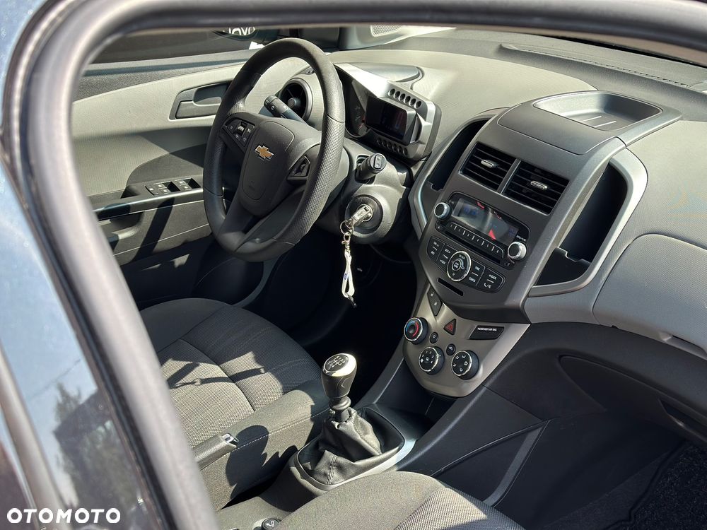 Chevrolet Aveo - 20