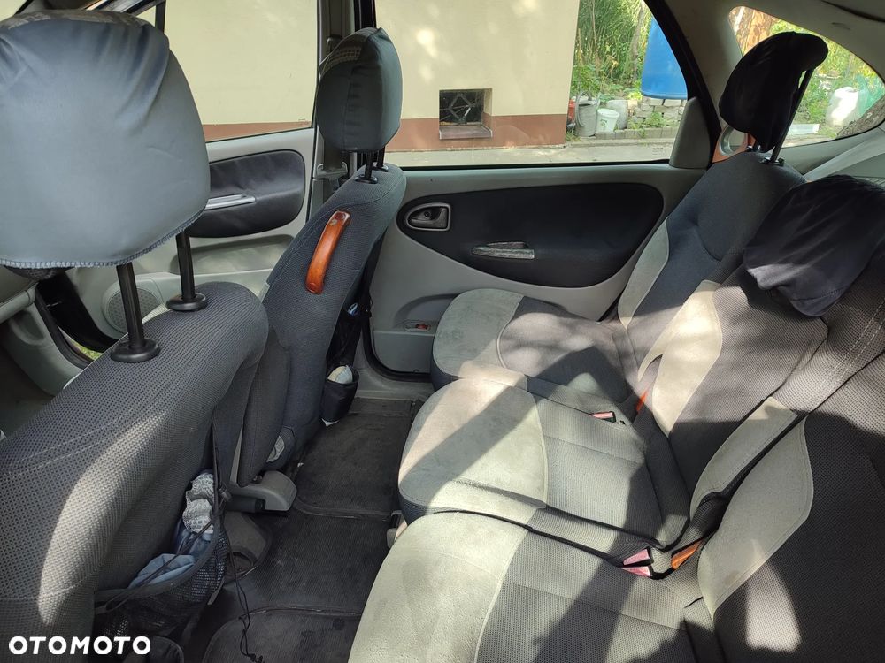 Renault Scenic 2.0 16V Expression 4X4 - 8